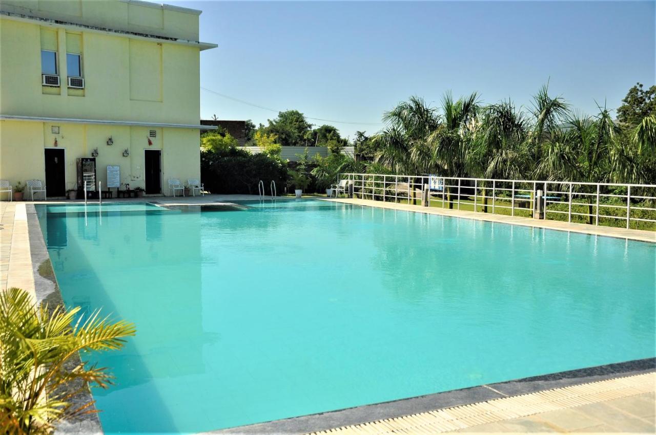Alcor Spa Resorts Кумбалгарх Екстериор снимка